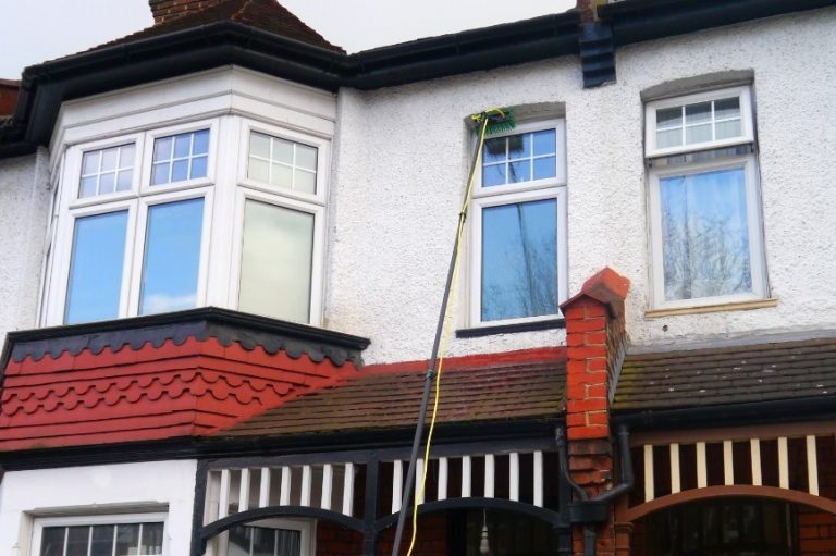 How To Get Streak Free Windows Tips by Fantastic Cleaners UK