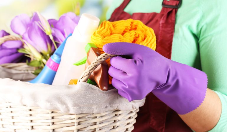 Spring cleaning basket with cleaning equipment