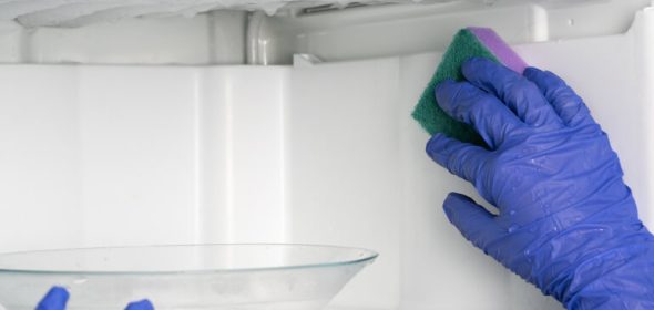 Defrosting a freezer